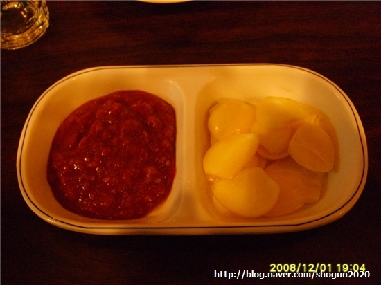 꿀꿀이숯불구이 이미지