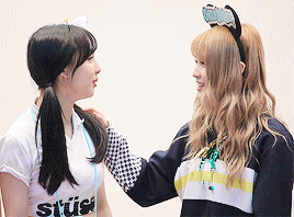[트와이스] 시크한줄 알았는데 빙구미 쩌는 모구리 모모 짤모음.jpg | 인스티즈