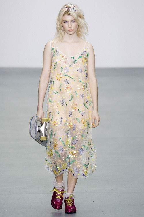 Ashish 아쉬쉬 2016 S/S RTW 컬렉션 | 인스티즈