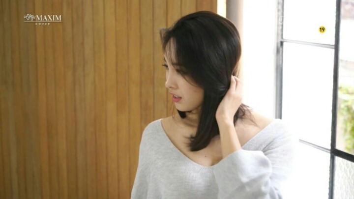 맥심 홍재경 아나운서 | 인스티즈