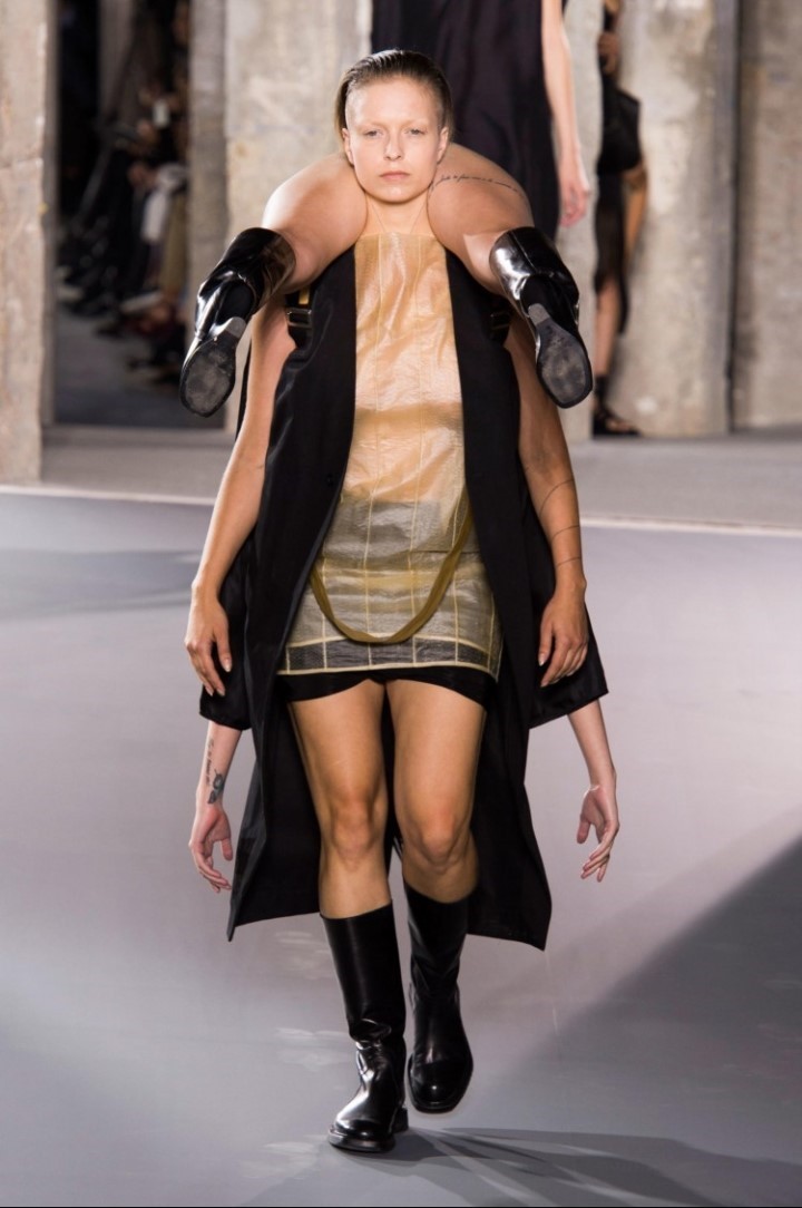 영혼이 없는 모델들 (무서움 주의) | 인스티즈