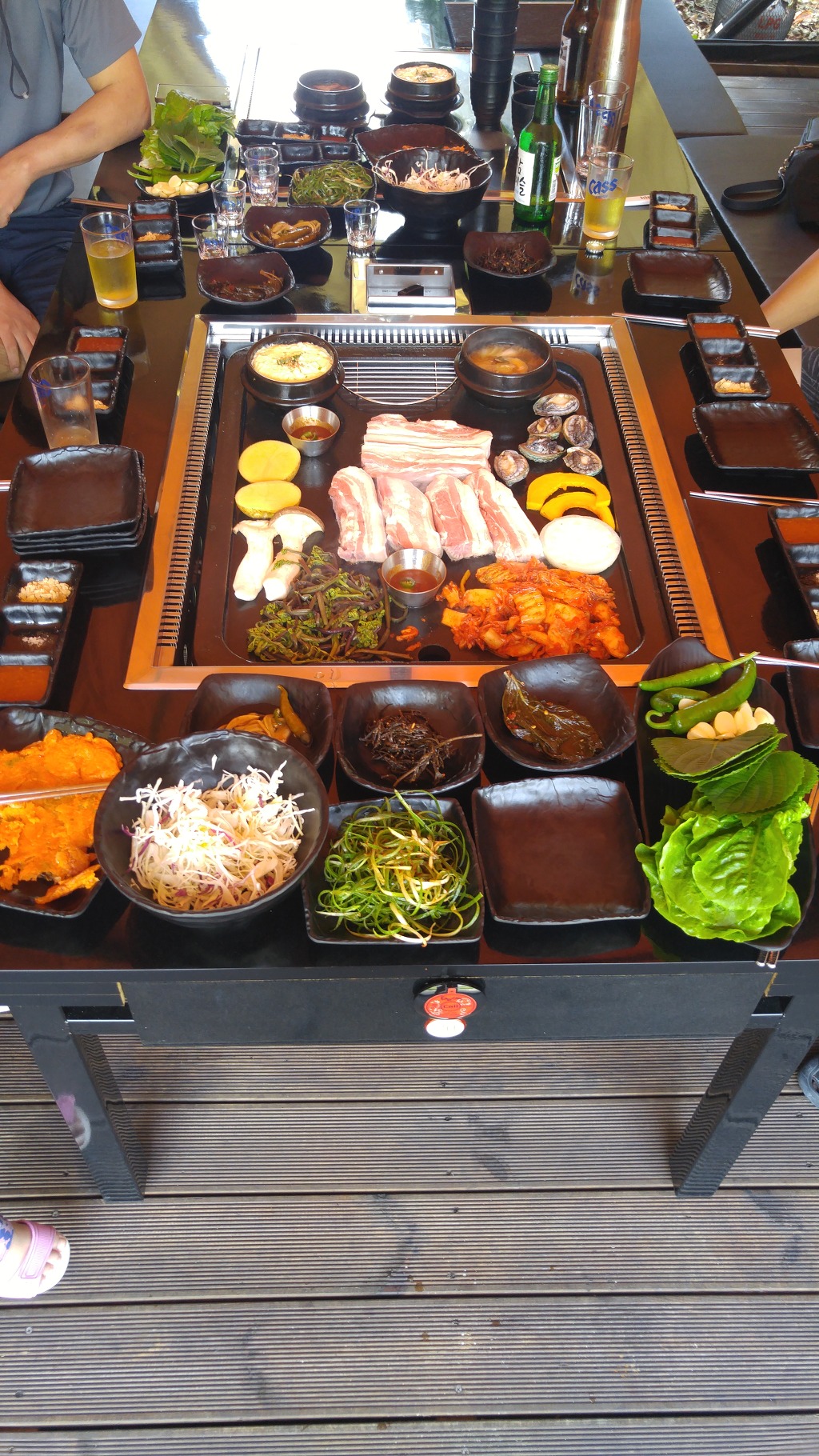 돼지굽는정원 이미지
