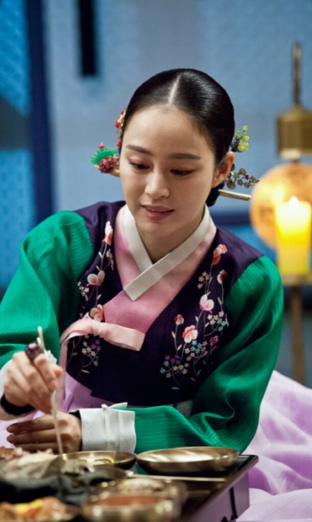과거의 우리 의복을 입을 수 있다면 당신은 어느 나라의 의복을 입겠습니까? | 인스티즈