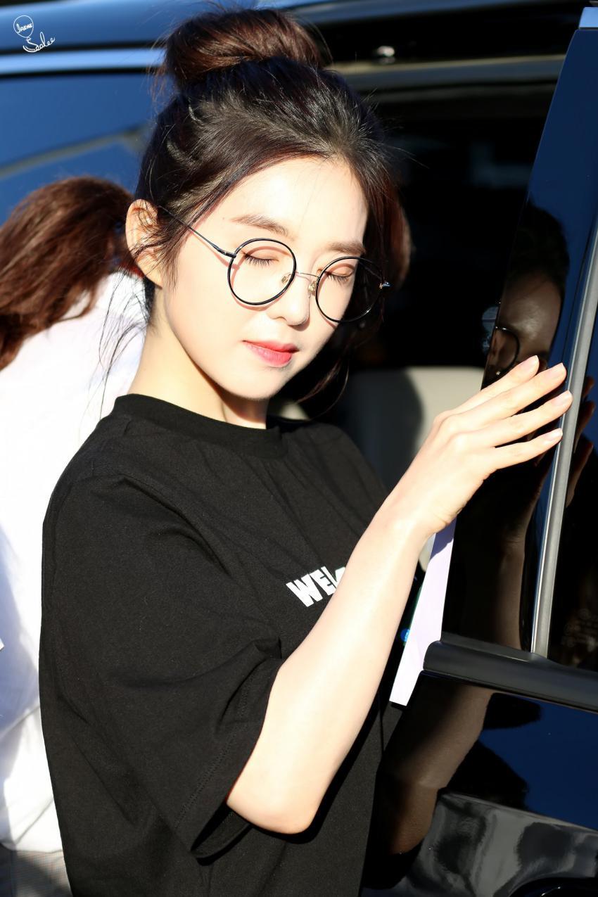 안경이 잘 어울리는 아이린.jpg | 인스티즈