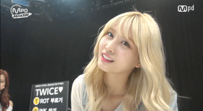 [트와이스] 윙크 깎는 장인.gif | 인스티즈