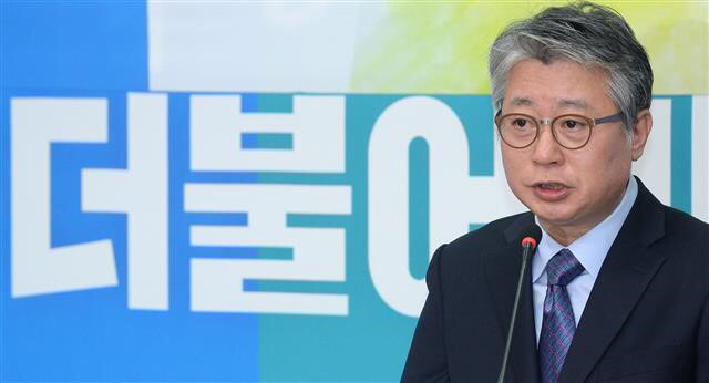 대통령 이니의 든든한 조력자들 jpg | 인스티즈