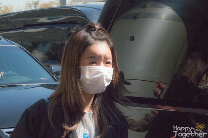 마스크로 꽁꽁 싸맨 에이핑크.jpg | 인스티즈