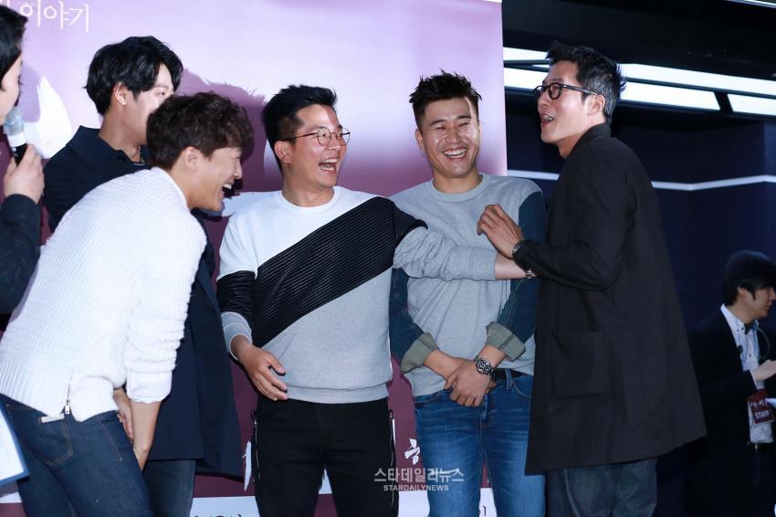 한효주 초대로 해어화 시사회에 온 1박2일 멤버들(feat. 구탱이형) | 인스티즈