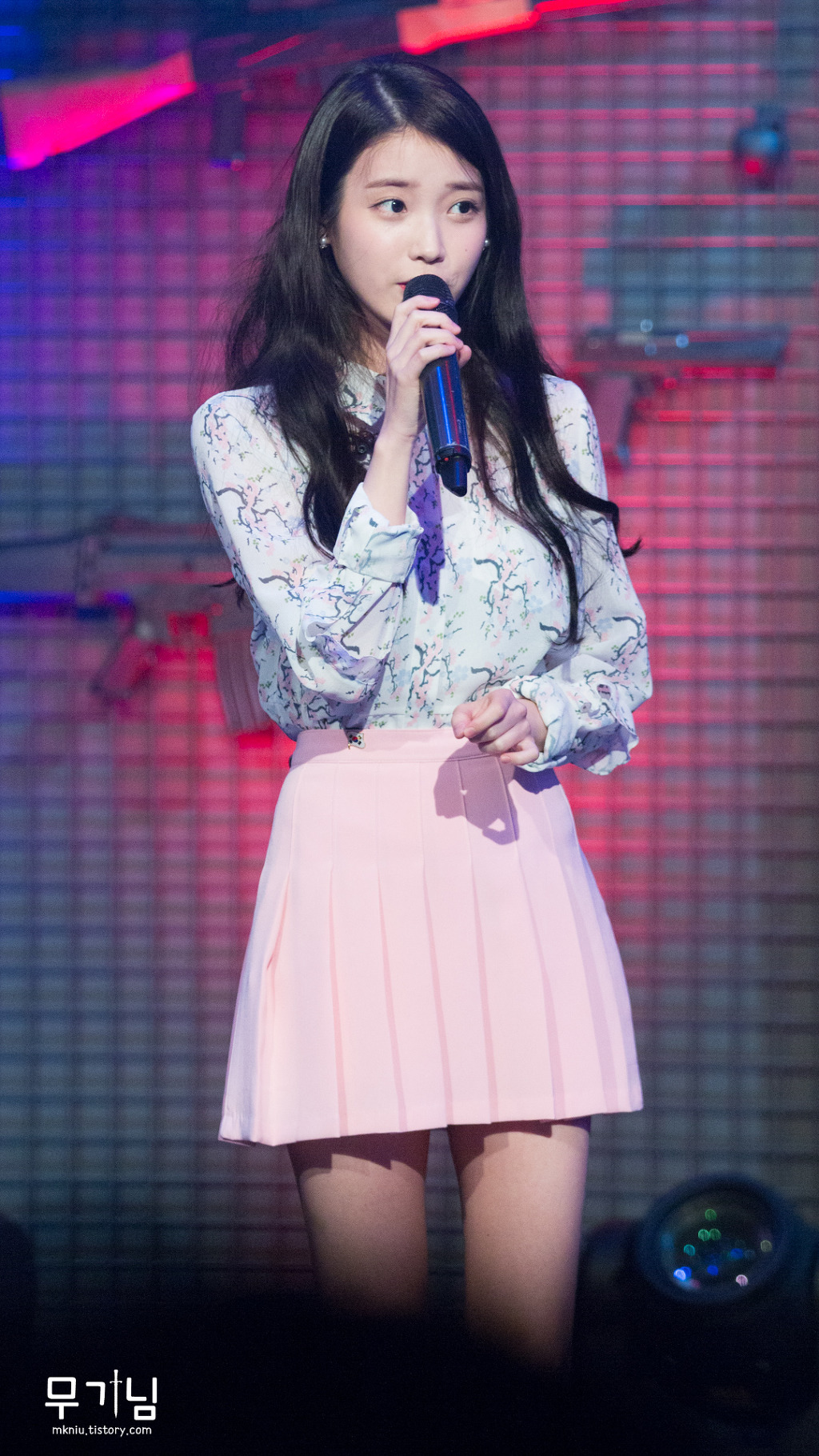 [2016.03.01] 서든어택 결승 축하공연 아이유 B컷 by무기님 | 인스티즈