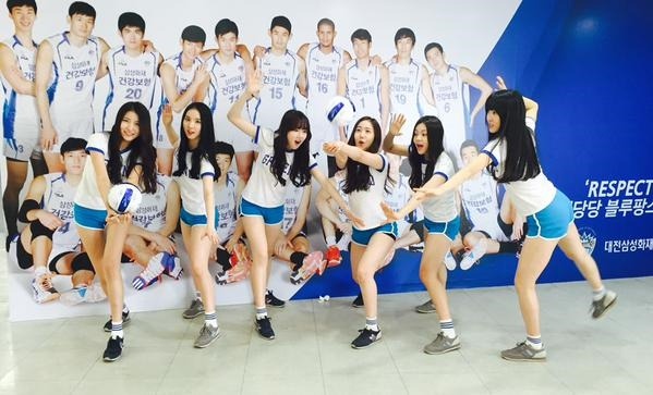 여자친구 단체 핫팬츠 | 인스티즈