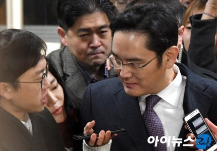 맨날 실실쪼개던 이재용.jpg | 인스티즈