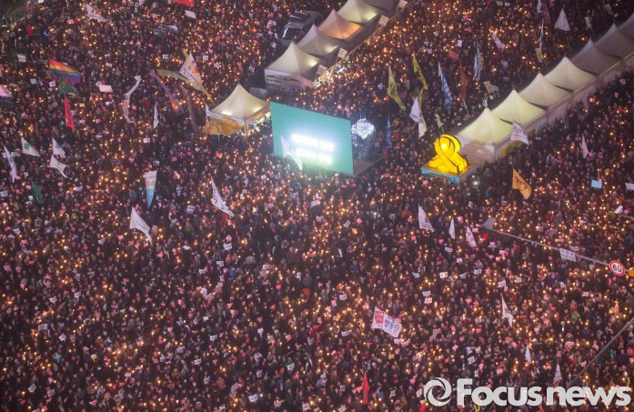 현재 이순신장군이 이끄는 광화문 20만 대군 ㅎㄷㄷ (현재 광화문 상황 사진정리) | 인스티즈