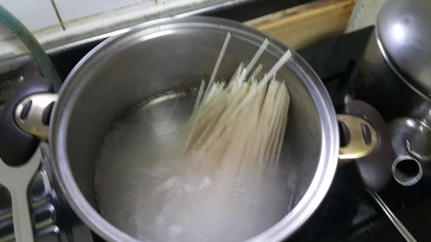 옆집에서 먹고 남긴 짜장면 빈그릇 재활용 클라스 | 인스티즈