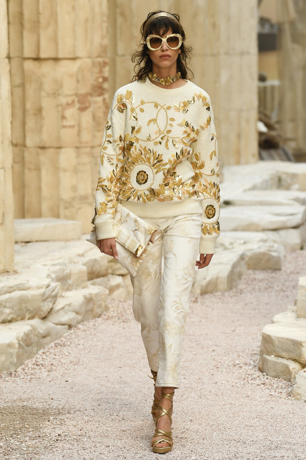 그리스에서 영감받은 CHANEL 2018 Cruise 컬렉션 | 인스티즈