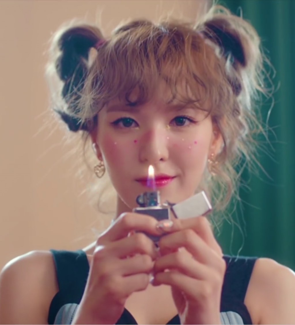 레드벨벳 컨셉과 많이 겹친다는 아이오아이 | 인스티즈