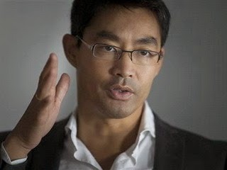 독일의 최연소 동양인 부총리.jpg | 인스티즈