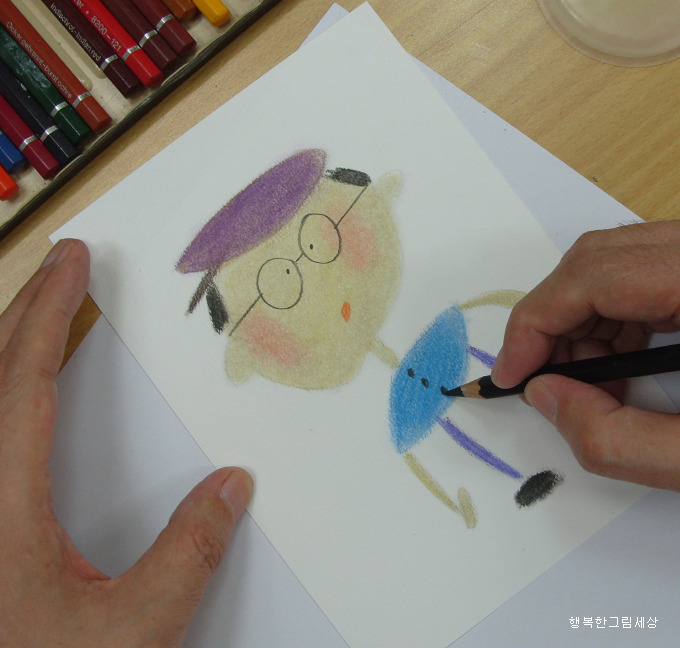색연필 이미지