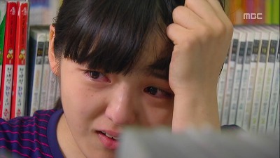 [여왕의교실] 친구에게 배신당한게 오해인걸 알고 난 후에 서신애(은따역할) 죄책감 표정 연기 *연기진짜잘함/약스압 | 인스티즈