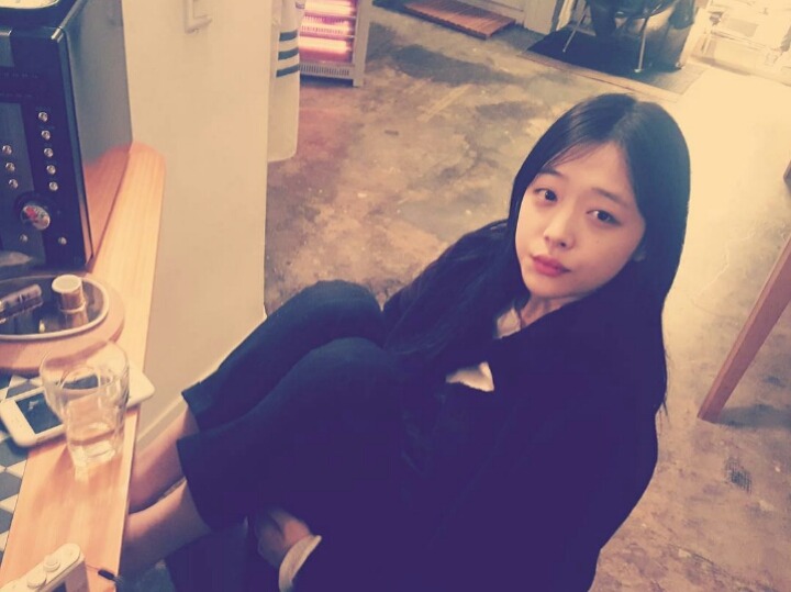 설리 인스타 업뎃 | 인스티즈