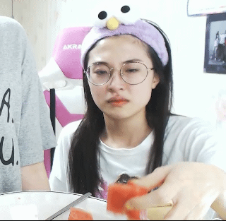 아프리카TV 확뜬이후로 어린나이에 월이천오백만원 버는 비제이 | 인스티즈