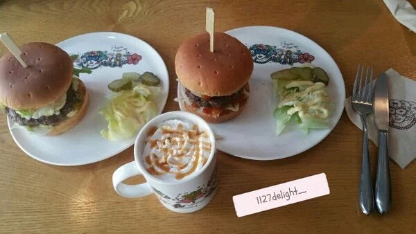 유명아이돌 부모님이 하는 수제버거집 수제버거 퀄리티...jpg | 인스티즈