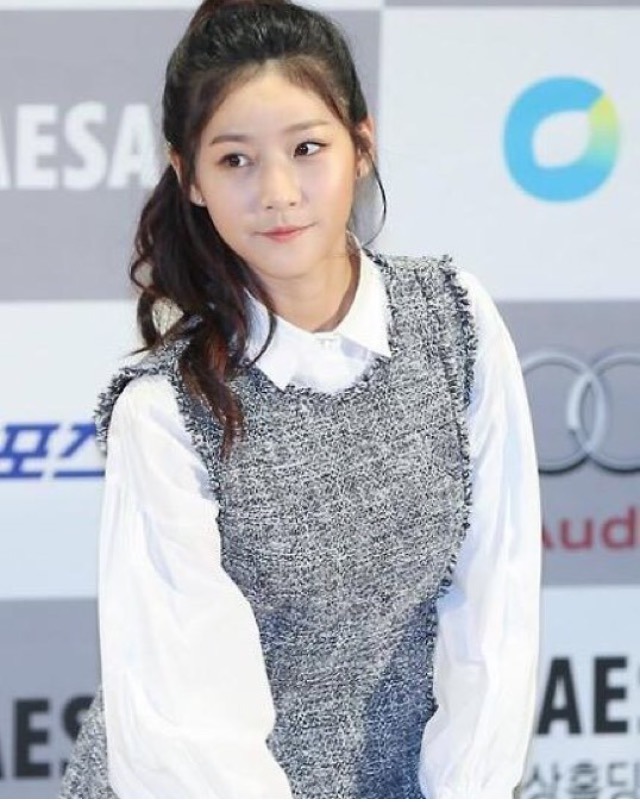 오늘자 김새론 | 인스티즈