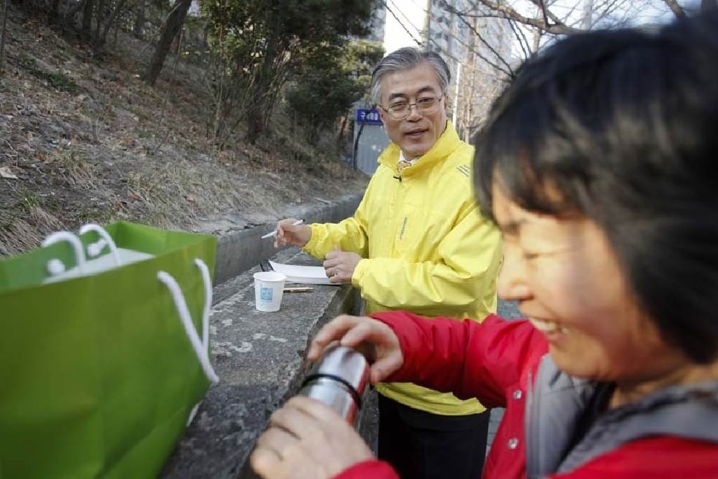 문재인과 사상구 주민들.jpg (힐링타임) | 인스티즈