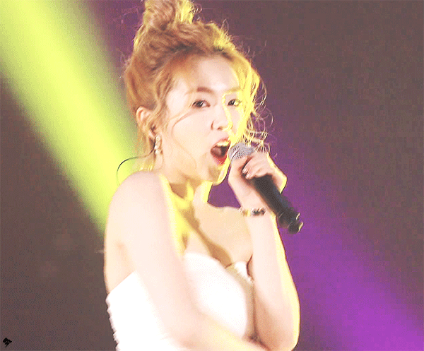 레드벨벳 똥머리 아이린.GIF | 인스티즈