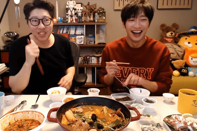 대도서관 방송에 나온 이상엽.gif | 인스티즈