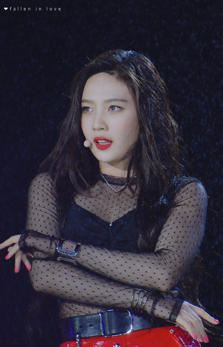 레드벨벳의 큐티섹시갓 둥둥이 조이.jpg | 인스티즈