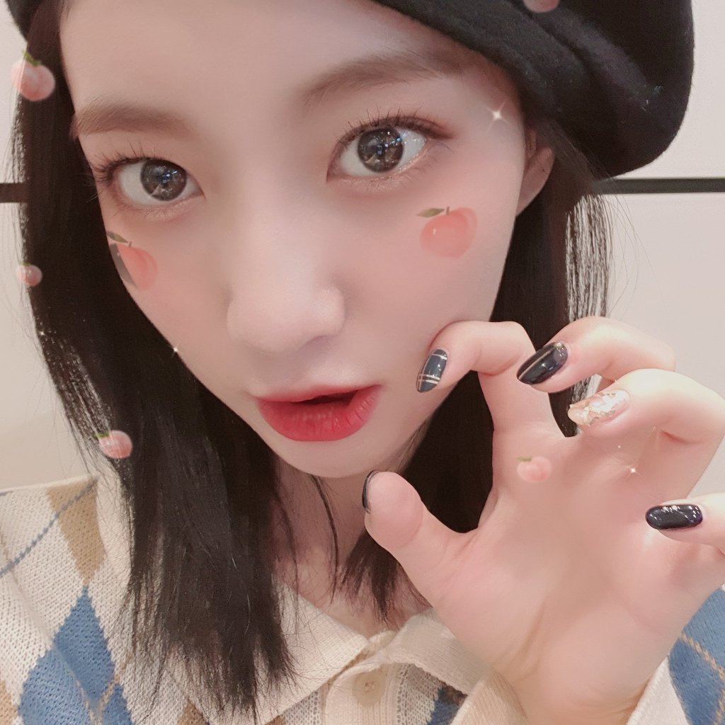 오늘자 오마이걸 비니 | 인스티즈