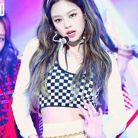 크롭탑이 잘 어울리는 블랙핑크.jpgif | 인스티즈