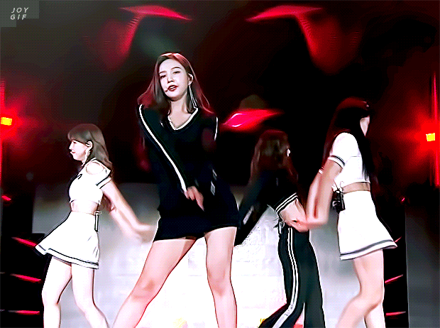 레드벨벳의 섹시다이나마이트 조이.jpgif | 인스티즈