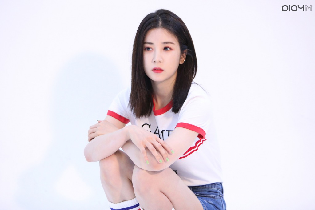 화보 촬영중인 박초롱 | 인스티즈