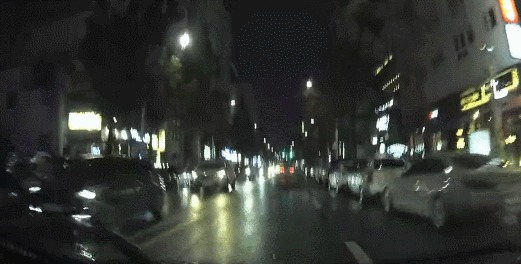 애 안고 무단횡단 하는 부모의 사고.gif | 인스티즈