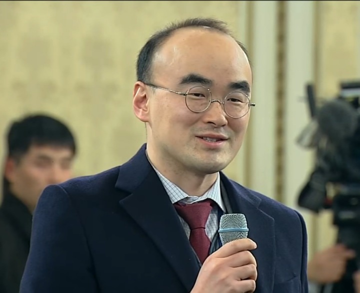 기자회견에서 수준낮은 질문한 조ㅈ선일보 직원의 일기.jpg | 인스티즈