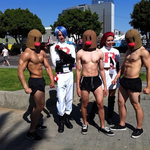 몸 좋은 포켓몬스터 코스프레 | 인스티즈