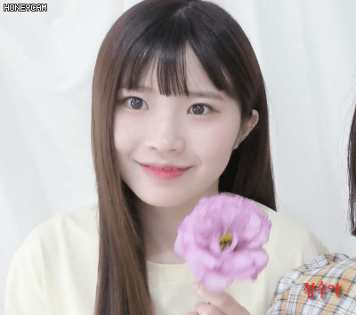 약속회 응모권 2장을 써야되나 고민하는중에 프로미스 나인 송하영 | 인스티즈