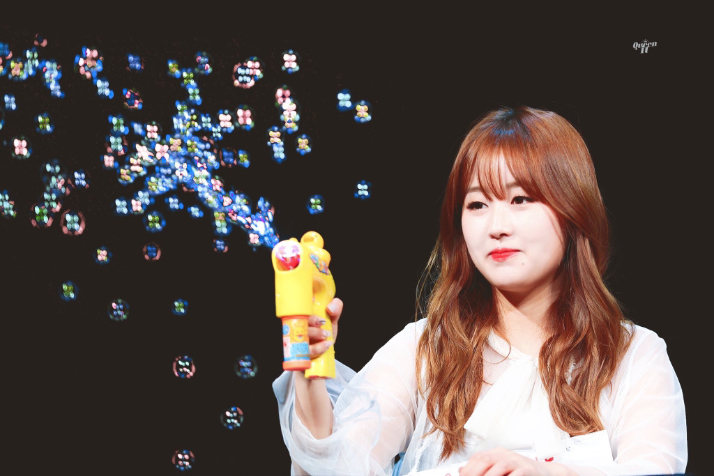 [러블리즈] 오늘은 지도자님의 생일이라서 베이비소울 | 인스티즈