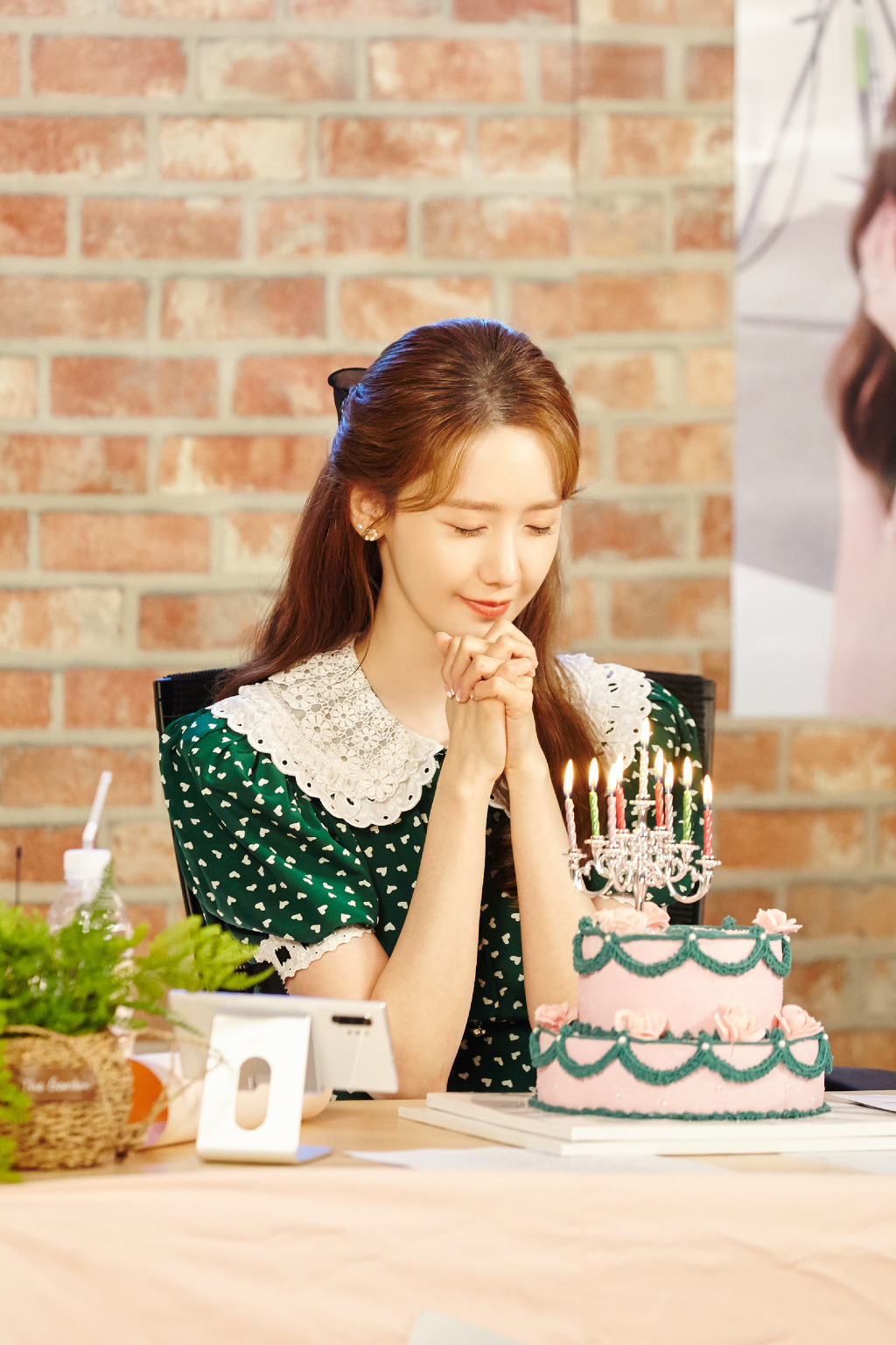 993874345ED7EDF705F8F5