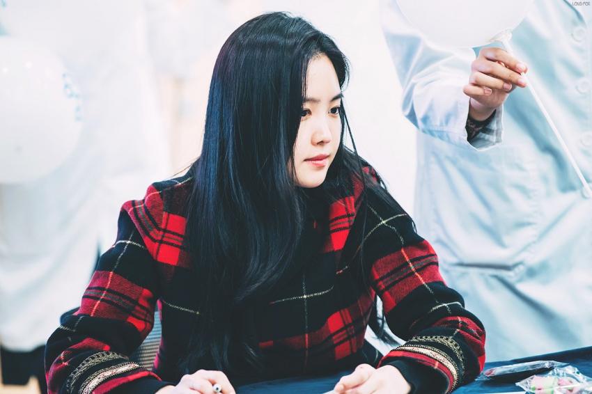 [에이핑크] 오늘자 청순 손나은.jpg | 인스티즈