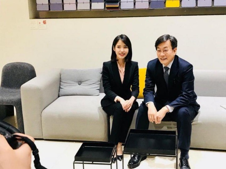 손석희 아이유 투샷 | 인스티즈