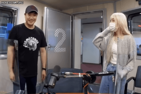 다른 걸그룹보고 즐거워한 배성재가 섭섭한 러블리즈 유지애.jpg | 인스티즈