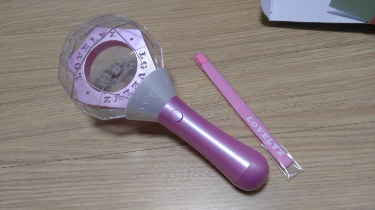 러블리즈 응원봉이 부끄러웠던 디씨인 | 인스티즈