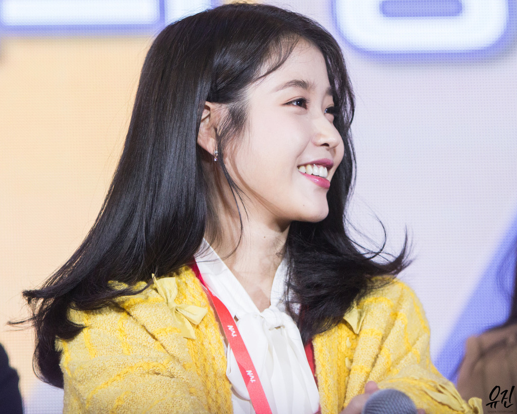191215 tvN 즐거움전 아이유 | 인스티즈