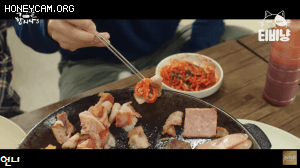 식샤를합시다3 김동영 먹방.GIF | 인스티즈