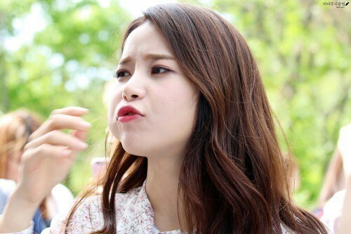 팀내 최연장자이자 서열 최하위인 두 걸그룹 멤버 | 인스티즈