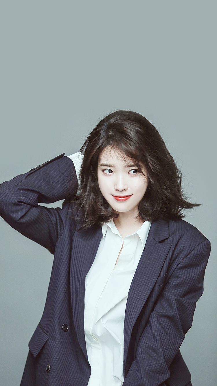 2018 아이유 달력 비하인드 폰 배경화면 & 잠금화면. png | 인스티즈