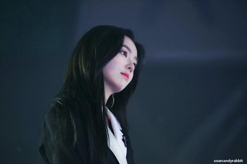 매년 연말 시상식에서 미모 폭발하는 아이린.jpgif | 인스티즈