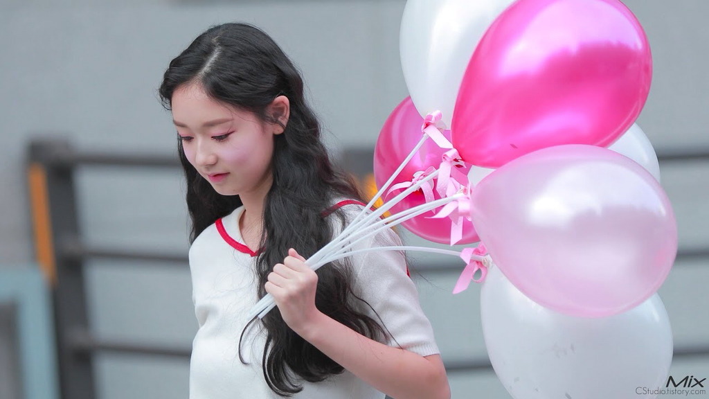 [프로듀스48] 출근길에 CF찍고 가신 분 | 인스티즈